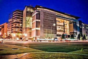 Hotel Weichert Suites At The Newseum